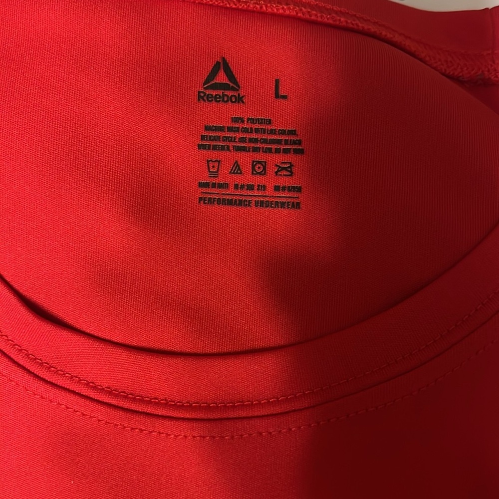 Men’s Reebok Tee - Picture 3 of 3